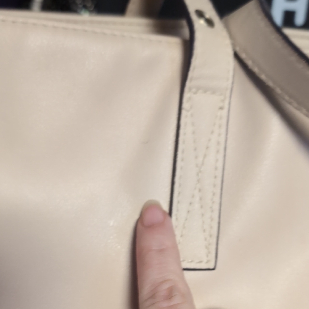 Classic Beige Tote with Rose Gold Metallic Accents - Picture 3 of 14